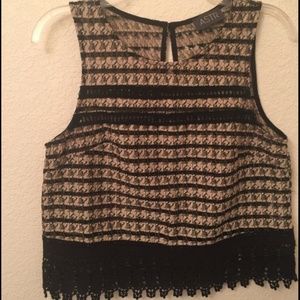 ASTR Crocheted fringe sleeveless top black/cream